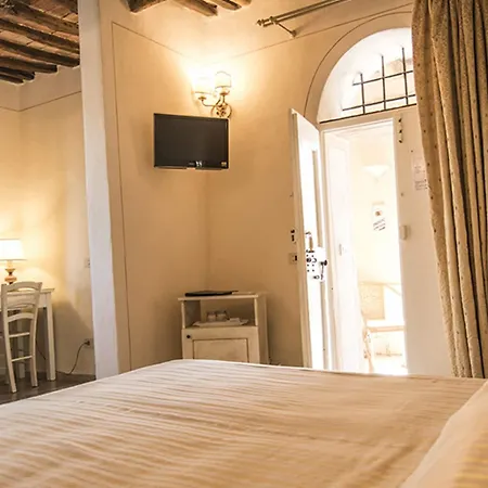 Palazzo Di Valli Отель Сиена