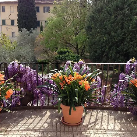 Отель Palazzo Di Valli 3*
