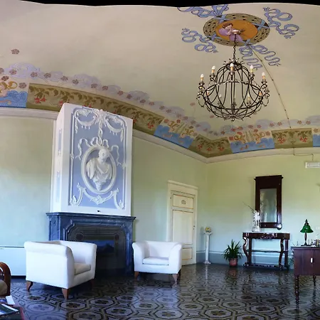 Palazzo Di Valli Отель Сиена