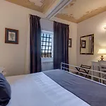 Palazzo Di Valli Siena