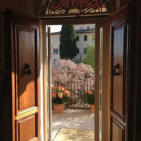 Отель Palazzo Di Valli Сиена