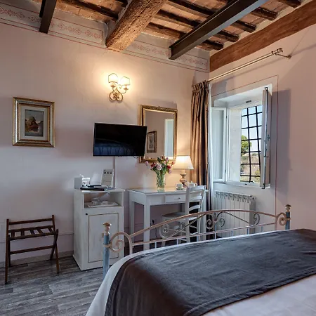 Отель Palazzo Di Valli