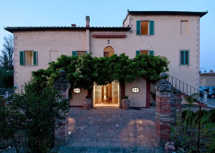 Palazzo Di Valli 3* Siena