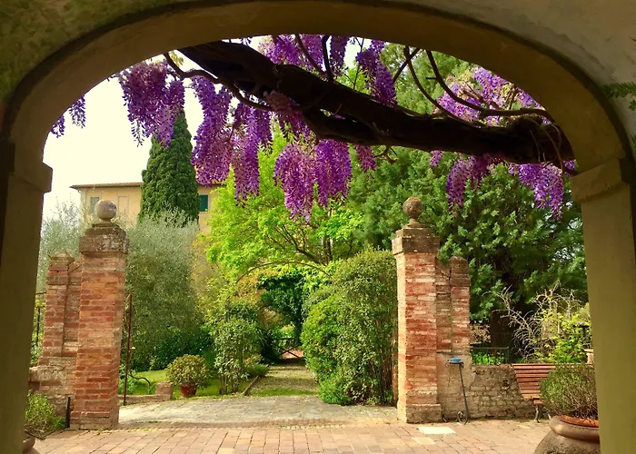 Palazzo Di Valli Siena